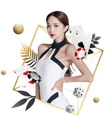 巨星归队！C罗抵达利雅得胜利集训营，引发奥地利小镇居民围观